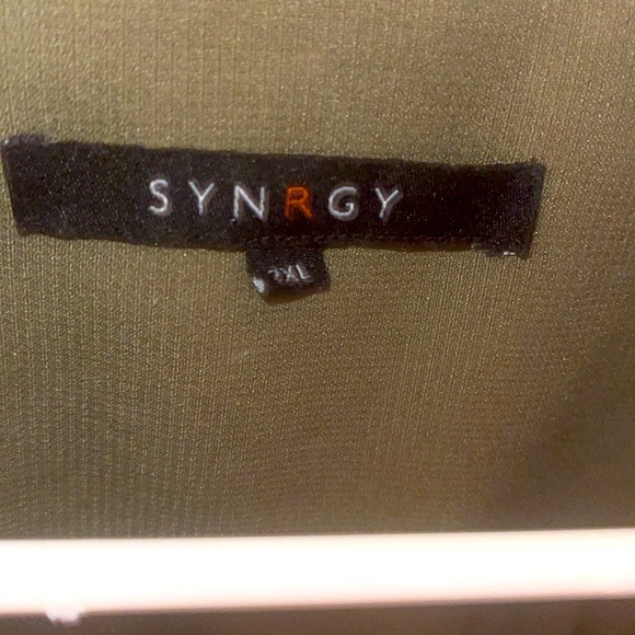 Synrgy 2XL - Picture 2 of 2